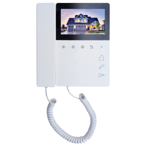 Elly с трубкой